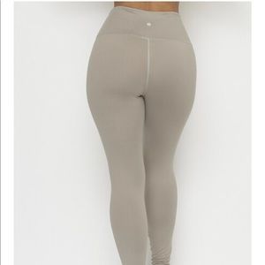 New! Solmi. Light Grey Yoga Leggings